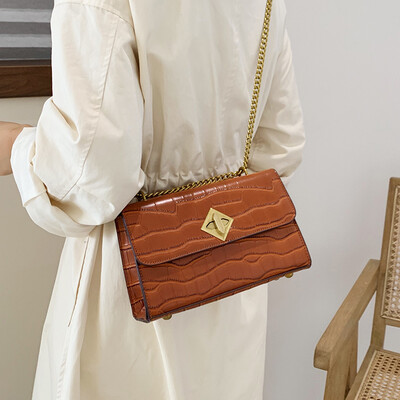 Retro small square bag female bag 2019 new fashion chain bag Korean version of the texture casual shoulder shoulder squat bag
Retro small square bag female bag 2019 new fashion chain bag Korean version of the texture casual shoulder shoulder squat bag