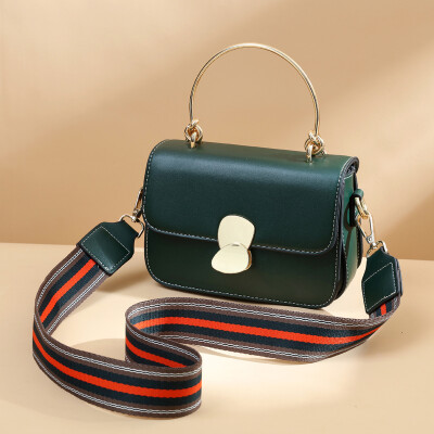 On the new small womens bag spring&summer tide Korean fashion simple small square bag Joker shoulder Messenger bag
On the new small womens bag spring&summer tide Korean fashion simple small square bag Joker shoulder Messenger bag