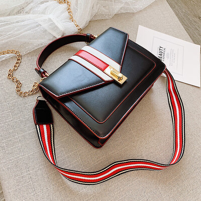 Qiao Bani 2019 new European&American style fashion navy wind hit color ribbon flip cover bag shoulder shoulder diagonal female bag
Qiao Bani 2019 new European&American style fashion navy wind hit color ribbon flip cover bag shoulder shoulder diagonal female bag