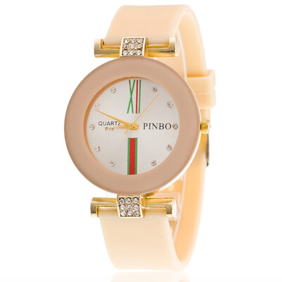 2018 New Women Fashion Luxury Leisure Set Auger Leather Analog Stainless Steel Quartz Watch
2018 New Women Fashion Luxury Leisure Set Auger Leather Analog Stainless Steel Quartz Watch