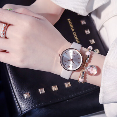 Minimalism Style Women Watches PU Leather Strap Ladies Quartz Casual Clock Luxury Brand Fashion Relogio Watch Women Montre Femme
Minimalism Style Women Watches PU Leather Strap Ladies Quartz Casual Clock Luxury Brand Fashion Relogio Watch Women Montre Femme