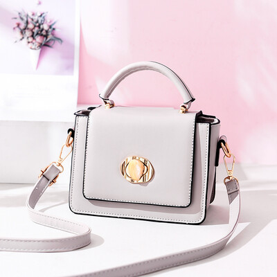 Womens bag summer new fashion shoulder bag Korean version of simple Joker Lady Messenger bag
Womens bag summer new fashion shoulder bag Korean version of simple Joker Lady Messenger bag