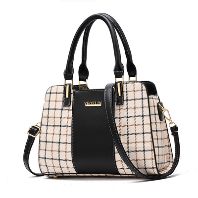 The Korean version of Joker bag womens tide slung shoulder bag ins super fire bag ladies handbag simple
The Korean version of Joker bag womens tide slung shoulder bag ins super fire bag ladies handbag simple