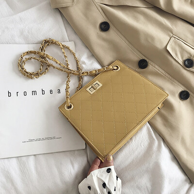 Rhombus chain small bag woman 2019 new Chaohan version texture slanted bag 100 lap lock buckle single shoulder bag small square ba