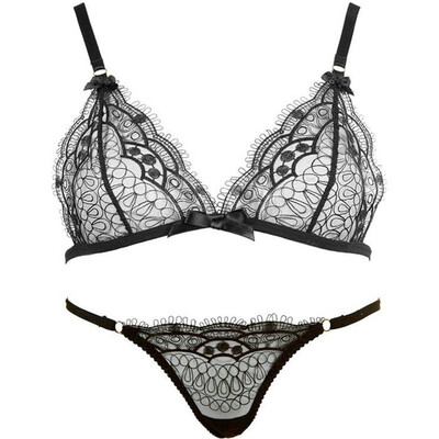 Embroidery thin section no steel ring breathable triangle cup T pants female wild sexy underwear set
Embroidery thin section no steel ring breathable triangle cup T pants female wild sexy underwear set