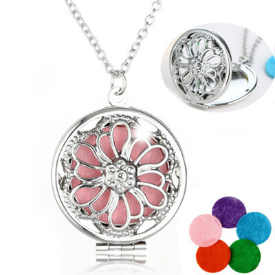 Can Open The Hollow Flower Style Perfume Color Cotton Fragrance Divergent Pendant Necklace Fashion Copper Necklace
Can Open The Hollow Flower Style Perfume Color Cotton Fragrance Divergent Pendant Necklace Fashion Copper Necklace