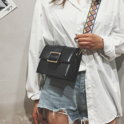 Ins super fire bag diagonal cross bag female 2019 new wave Korean version of the wide shoulder strap small square bag wild girl Messenger bag
Ins super fire bag diagonal cross bag female 2019 new wave Korean version of the wide shoulder strap small square bag wild girl Messenger bag