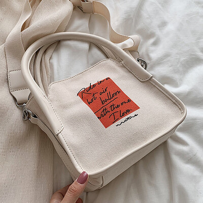 Summer on the new female 2019 new Korean fashion Joker shoulder bag slung portable small square bag
Summer on the new female 2019 new Korean fashion Joker shoulder bag slung portable small square bag