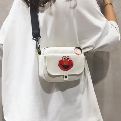 Bags handbags new 2019 fashion canvas bag wild foreign shoulder bag summer small fresh ins messenger bag
Bags handbags new 2019 fashion canvas bag wild foreign shoulder bag summer small fresh ins messenger bag