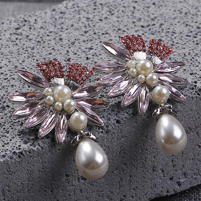Crystal Flower Glaze Stud Earrings Woman Lovely Imitation Pearls Small Earring Female Wedding Jewelry
Crystal Flower Glaze Stud Earrings Woman Lovely Imitation Pearls Small Earring Female Wedding Jewelry