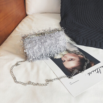 New personality hairy bag female 2018 new wave Korean fashion cylindrical shoulder bag chin chain messenger bag
New personality hairy bag female 2018 new wave Korean fashion cylindrical shoulder bag chin chain messenger bag