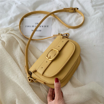 Summer new small bag female 2019 new wave Korean version of the wild single shoulder slung fashion contrast color semi-circle saddle bag
Summer new small bag female 2019 new wave Korean version of the wild single shoulder slung fashion contrast color semi-circle saddle bag