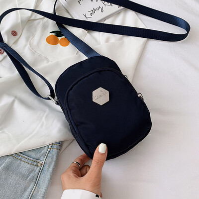 Tailored Fashion Ladies Oxford Cloth Waterproof Solid Color Shoulder Bag Messenger Bag
Tailored Fashion Ladies Oxford Cloth Waterproof Solid Color Shoulder Bag Messenger Bag