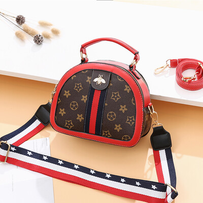 Summer ladies ladies net red with the same style of fashion one shoulder slanting bag
Summer ladies ladies net red with the same style of fashion one shoulder slanting bag