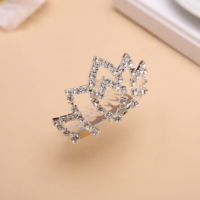 Childrens jewelry princess crown girl princess rhinestones small crown girl tiara performance accessories hair accessories crown
Childrens jewelry princess crown girl princess rhinestones small crown girl tiara performance accessories hair accessories crown