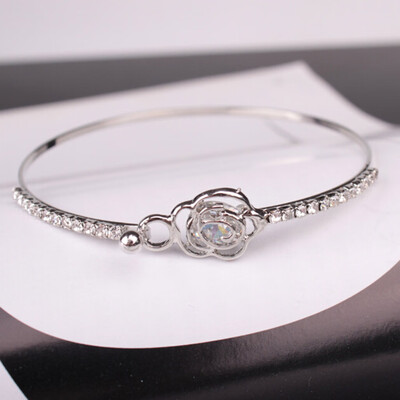 Rose Cut Bracelet Camellia Rose Bangle Elegant Lady Fashion Jewelry Rose Gold Bangle Cuff Bracelet 
Rose Cut Bracelet Camellia Rose Bangle Elegant Lady Fashion Jewelry Rose Gold Bangle Cuff Bracelet