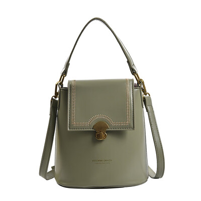 Tailored Women 2019 New Handbags Simple Messenger Bag Fashion Shoulder Bucket Bag
Tailored Women 2019 New Handbags Simple Messenger Bag Fashion Shoulder Bucket Bag