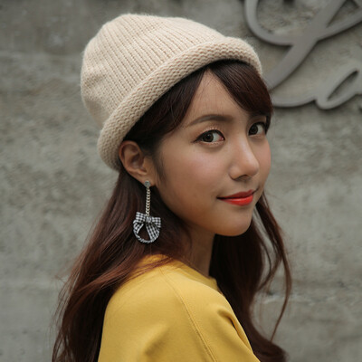 Hat Lady Autumn Winter Korean Edition 100-band Wool Hat Student Street Warm Knitted Hat Leisure Ear Protector Head Cap Male
Hat Lady Autumn Winter Korean Edition 100-band Wool Hat Student Street Warm Knitted Hat Leisure Ear Protector Head Cap Male