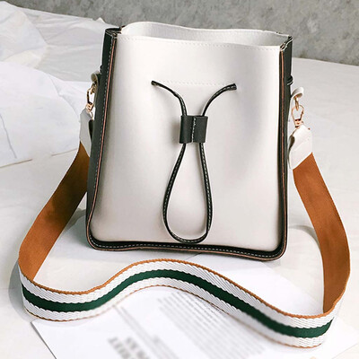 Tailored Womens Fashion Bucket Bag Color Stitching Shoulder Bag Commute Messenger Bag
Tailored Womens Fashion Bucket Bag Color Stitching Shoulder Bag Commute Messenger Bag