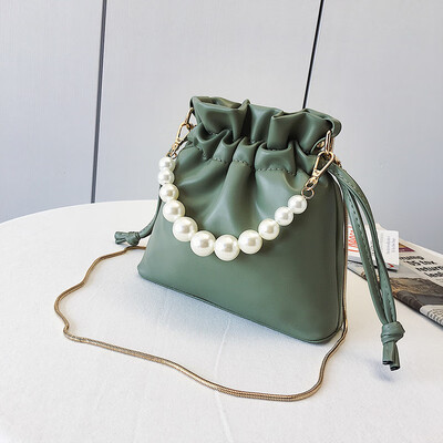 Summer mini bag Korean Joker Pearl portable womens bag new 2019 girls shoulder slung bucket bag
Summer mini bag Korean Joker Pearl portable womens bag new 2019 girls shoulder slung bucket bag
