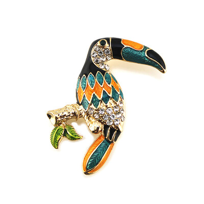 New Blue Rhinestone Brooch Women Large Bird Scraf Brooch Pins Lady Party Wedding
New Blue Rhinestone Brooch Women Large Bird Scraf Brooch Pins Lady Party Wedding