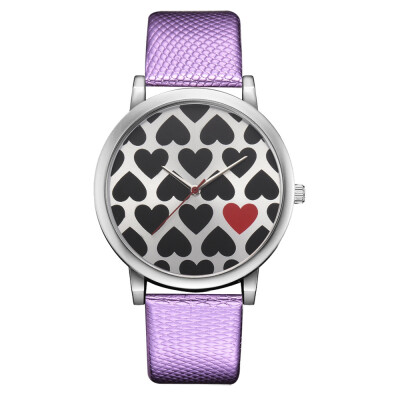 Womens Watch AliExpress Explosion Full Screen Love Couple Watch Send Girlfriend Fashion Gift Table
Womens Watch AliExpress Explosion Full Screen Love Couple Watch Send Girlfriend Fashion Gift Table