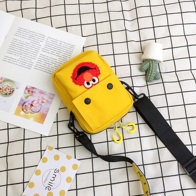 2019 new casual fashion ugly sesame street canvas bag female cute cartoon simple versatile shoulder Messenger bag
2019 new casual fashion ugly sesame street canvas bag female cute cartoon simple versatile shoulder Messenger bag