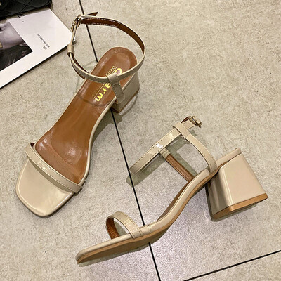 Spring&summer womens shoes with square head thick heeled sandals womens high heel black lacquered open-toed sandals heel
Spring&summer womens shoes with square head thick heeled sandals womens high heel black lacquered open-toed sandals heel