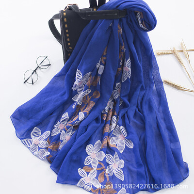 2018 new autumn&winter ladies use lily national embroidery embroidery cotton&linen scarf shawl travel wholesale direct sales
2018 new autumn&winter ladies use lily national embroidery embroidery cotton&linen scarf shawl travel wholesale direct sales