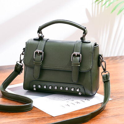 Autumn&winter new small bag female postman bag slanted leisure retro ocean air oblique carry bag on one shoulde
Autumn&winter new small bag female postman bag slanted leisure retro ocean air oblique carry bag on one shoulde
