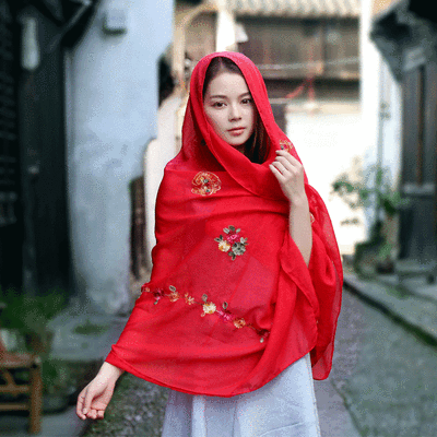 Spring&autumn new national wind cashew flower cotton&linen scarf embroidery shawl retro embroidered silk scarf female travel shawl
Spring&autumn new national wind cashew flower cotton&linen scarf embroidery shawl retro embroidered silk scarf female travel shawl
