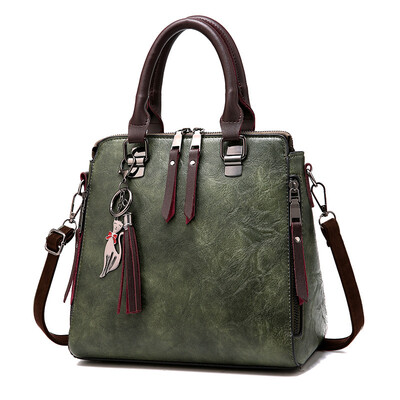 Ladies bag Messenger bag shoulder simple simple bag female new fashion tide autumn&winter wild handbag
Ladies bag Messenger bag shoulder simple simple bag female new fashion tide autumn&winter wild handbag