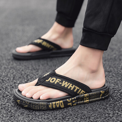 2019 new flip-flops mens summer fashion outdoor personality clip feet slip trend mens slippers 
2019 new flip-flops mens summer fashion outdoor personality clip feet slip trend mens slippers