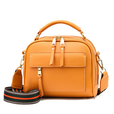 Womens fashion messenger bag large capacity spring&summer Korean Joker shoulder bag Mori ladies portable
Womens fashion messenger bag large capacity spring&summer Korean Joker shoulder bag Mori ladies portable