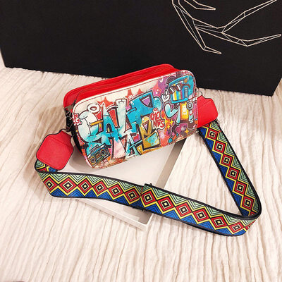 Fashion Women Flap Shoulder Bags Graffiti Leather Small Handbags 2019 Summer Girls Streetwear Hip-Hop Crossbody Bags
Fashion Women Flap Shoulder Bags Graffiti Leather Small Handbags 2019 Summer Girls Streetwear Hip-Hop Crossbody Bags
