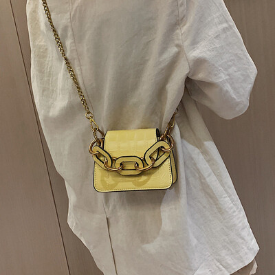 Net red small bag female 2019 new wave Korean version of the stone texture texture Messenger bag chain foreign fashion small square bag
Net red small bag female 2019 new wave Korean version of the stone texture texture Messenger bag chain foreign fashion small square bag