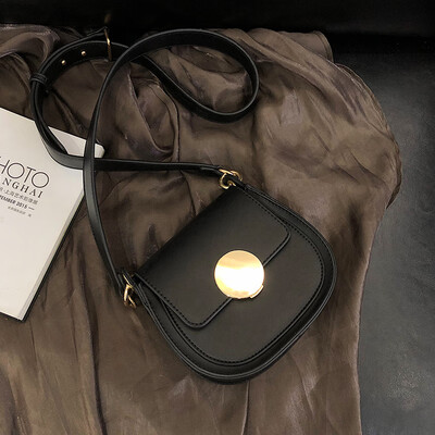 Summer new French small foreign bag female 2019 new Korean version of the wild single shoulder slung fashion saddle bag
Summer new French small foreign bag female 2019 new Korean version of the wild single shoulder slung fashion saddle bag