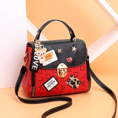 Womens bag 2019 new womens bag small square bag Korean version of the cool fashion womens bag shoulder Messenger bag cross-border
Womens bag 2019 new womens bag small square bag Korean version of the cool fashion womens bag shoulder Messenger bag cross-border