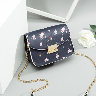 Chaozhou Korean version of Western ladiesbags with texture inclined bag fashion chain one-shoulder small square bag
Chaozhou Korean version of Western ladiesbags with texture inclined bag fashion chain one-shoulder small square bag