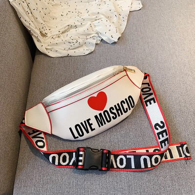 2019 new casual versatile shoulder bag simple sports canvas pockets fashion personality letters heart-shaped Messenger bag
2019 new casual versatile shoulder bag simple sports canvas pockets fashion personality letters heart-shaped Messenger bag