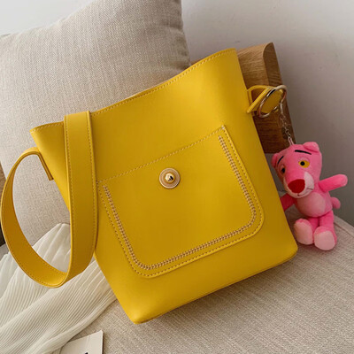 Water bucket bag girl 2019 new summer package Korean simple arts mother single shoulder satchel
Water bucket bag girl 2019 new summer package Korean simple arts mother single shoulder satchel