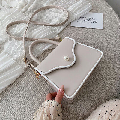 Chic simple small bag summer small fresh impact color womens bag new 2019 leisure small square bag single shoulder oblique satche
Chic simple small bag summer small fresh impact color womens bag new 2019 leisure small square bag single shoulder oblique satche