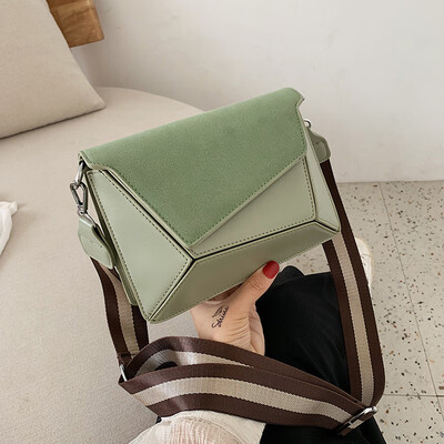 Summer new small fresh bag female 2019 new wave fashion casual Messenger bag wild broadband shoulder small square bag
Summer new small fresh bag female 2019 new wave fashion casual Messenger bag wild broadband shoulder small square bag