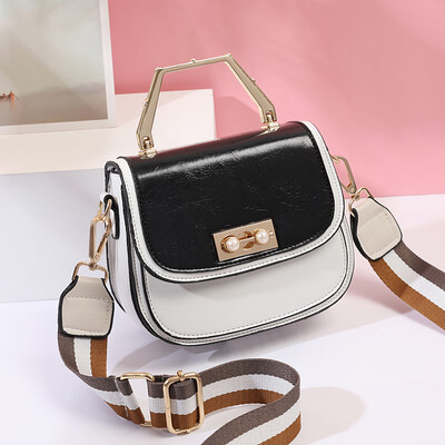 Summer womens new Korean version of the fashion trendy small round bag impact color oblique satchel
Summer womens new Korean version of the fashion trendy small round bag impact color oblique satchel