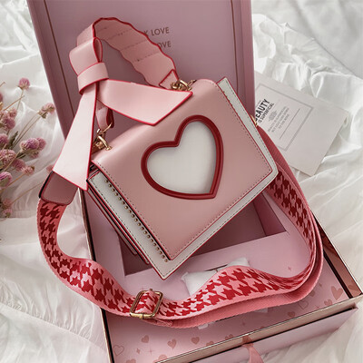 New love bag female 2019 fashion wide shoulder strap shoulder slung fairy bag Lolita bow small square bag
New love bag female 2019 fashion wide shoulder strap shoulder slung fairy bag Lolita bow small square bag