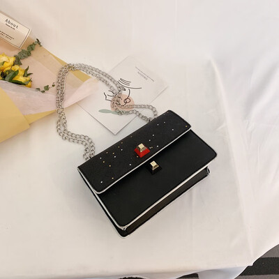 2019 new wave Korean wild Messenger bag chic chain sequins stars small square bag female fashion temperament shoulder bag
2019 new wave Korean wild Messenger bag chic chain sequins stars small square bag female fashion temperament shoulder bag