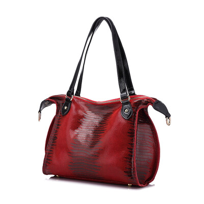 REALER brand fashion women genuine leather shoulder bags high quality crocodile pattern leather handbags female tote bag 2017
REALER brand fashion women genuine leather shoulder bags high quality crocodile pattern leather handbags female tote bag 2017