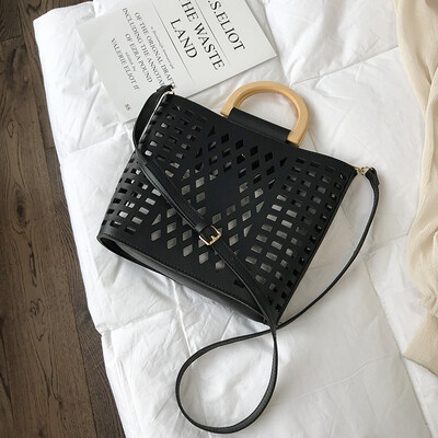 Summer new large capacity bag female 2019 new wave Korean version of the wild single shoulder slung fashion portable tote bag
Summer new large capacity bag female 2019 new wave Korean version of the wild single shoulder slung fashion portable tote bag