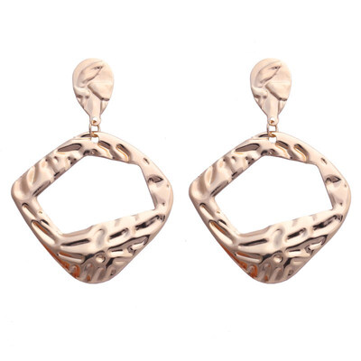 European Simple Geometric Metal Round Earrings for Women Leaf Flower Earrings Pendientes Wedding Jewelry Ethnic Party Wholesale
European Simple Geometric Metal Round Earrings for Women Leaf Flower Earrings Pendientes Wedding Jewelry Ethnic Party Wholesale