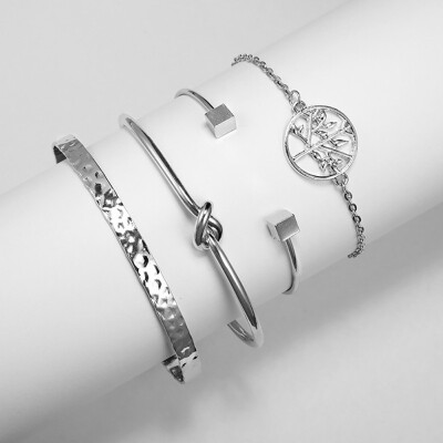 4 PCSSet Rhinestone Triangle Geometry Stackable Open Cuff Bracelet Simple Bohemian Adjustable Bracelet
4 PCSSet Rhinestone Triangle Geometry Stackable Open Cuff Bracelet Simple Bohemian Adjustable Bracelet